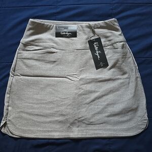 Hagen Lady Golf Skort in Grey with Tummy Control and Front Pockets, Size S